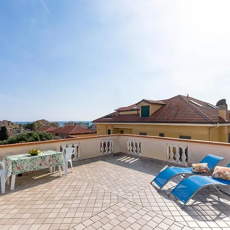 142 - A Ca' Da Renata, Terrazza Vista Mare 5 Minuti Dalla